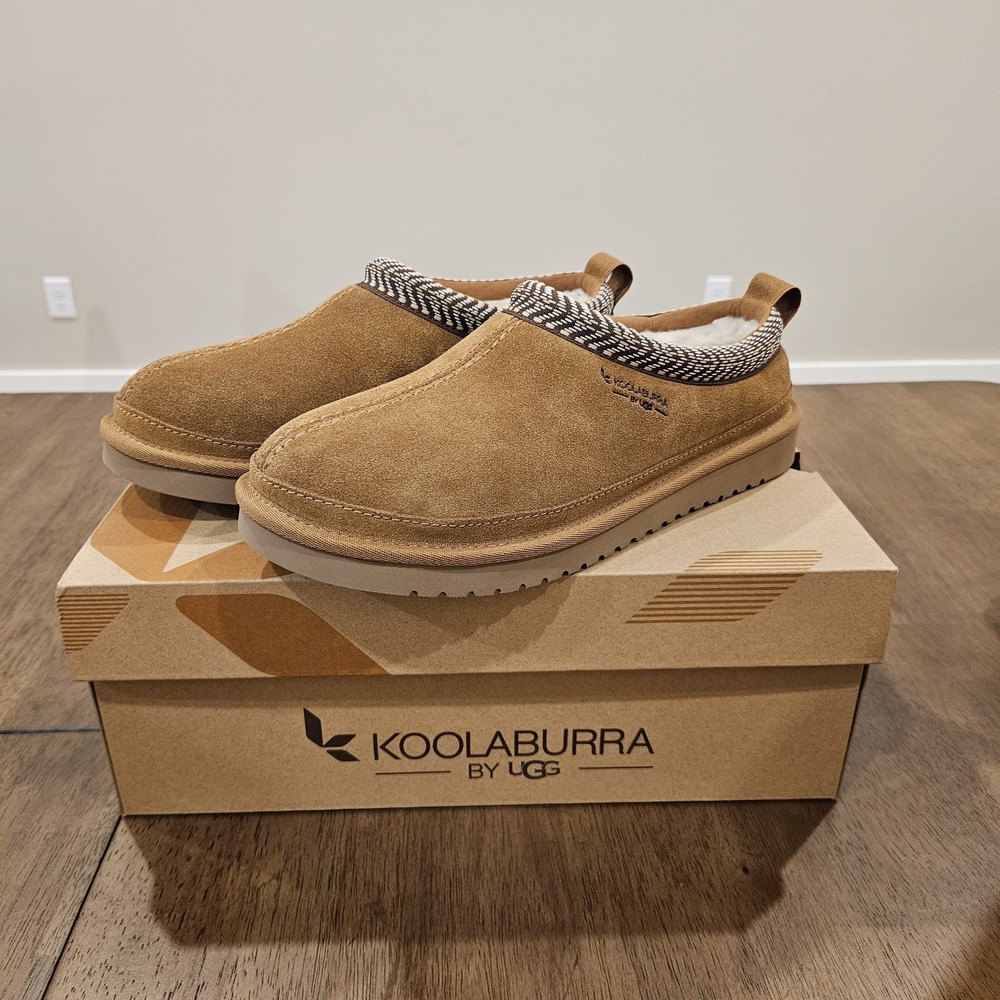 Koolaburra by UGG Mens Burree Slipper 1159690 Chestnut Brown Suede NIB Size 8